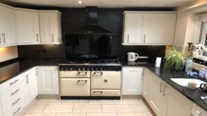 cream range cooker shaker doors haslington